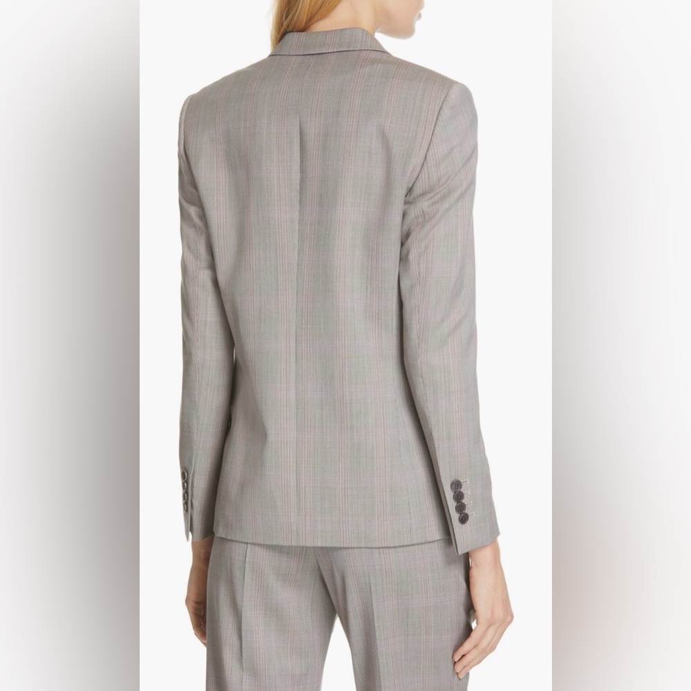 Hugo Boss "Janufal" Women's 100% Wool
One Button Blazer - Picture 7 of 10